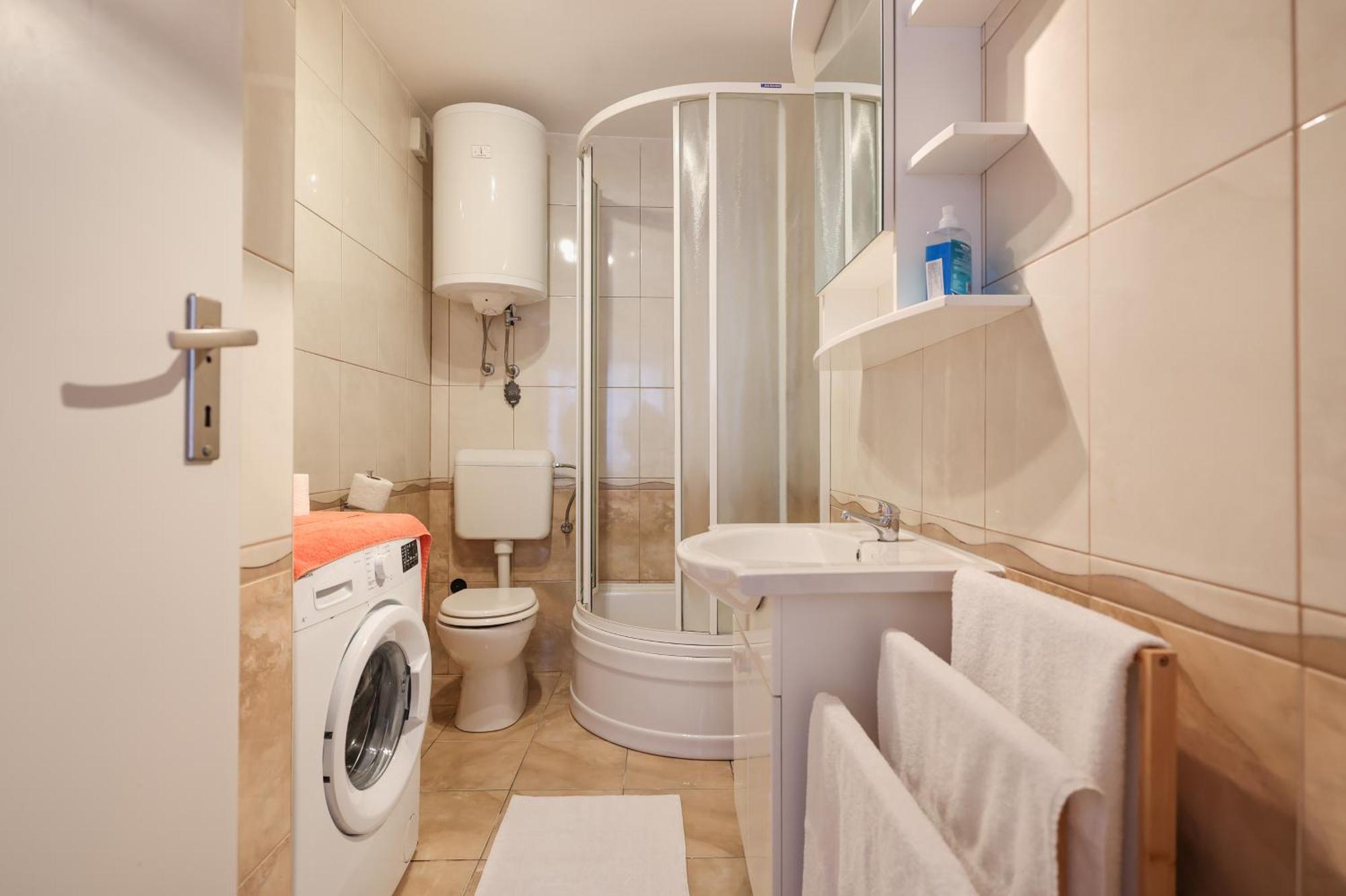 Viva - 2 Bedroom Apt In City Centar 扎达尔 外观 照片