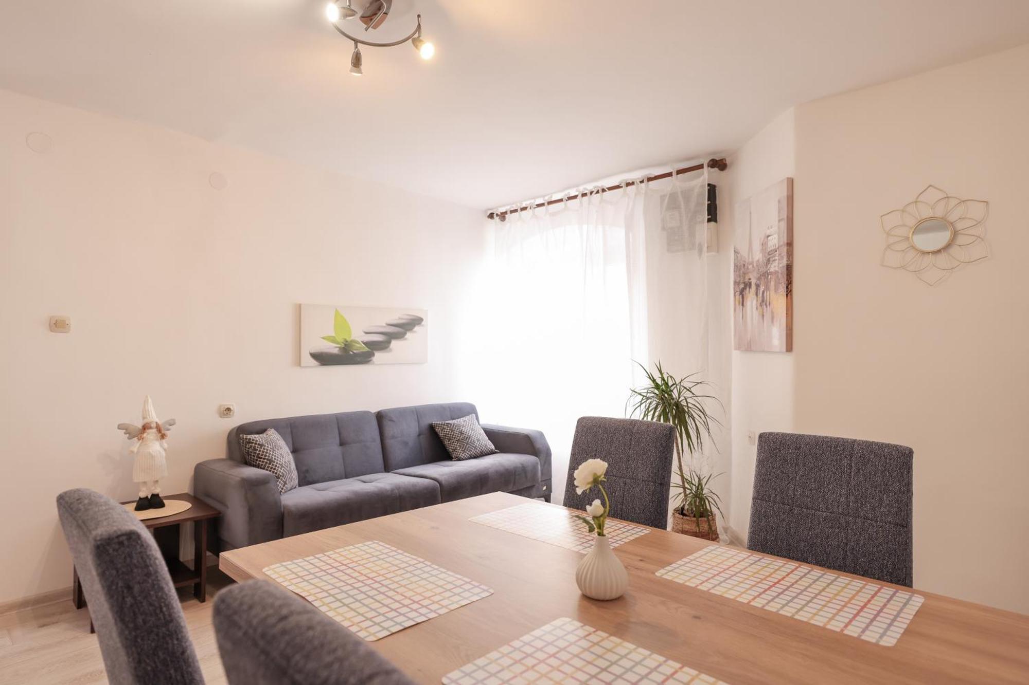 Viva - 2 Bedroom Apt In City Centar 扎达尔 外观 照片